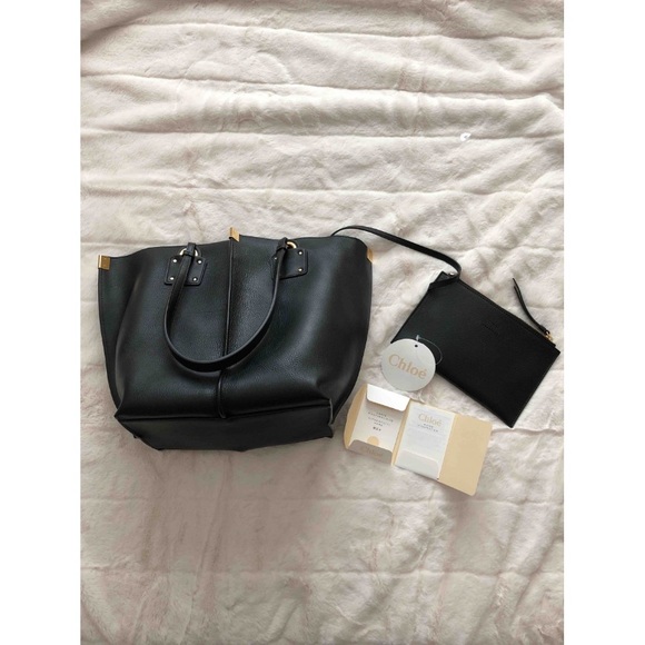 BNWT Chloe Vick Tote in Black - Picture 2 of 7